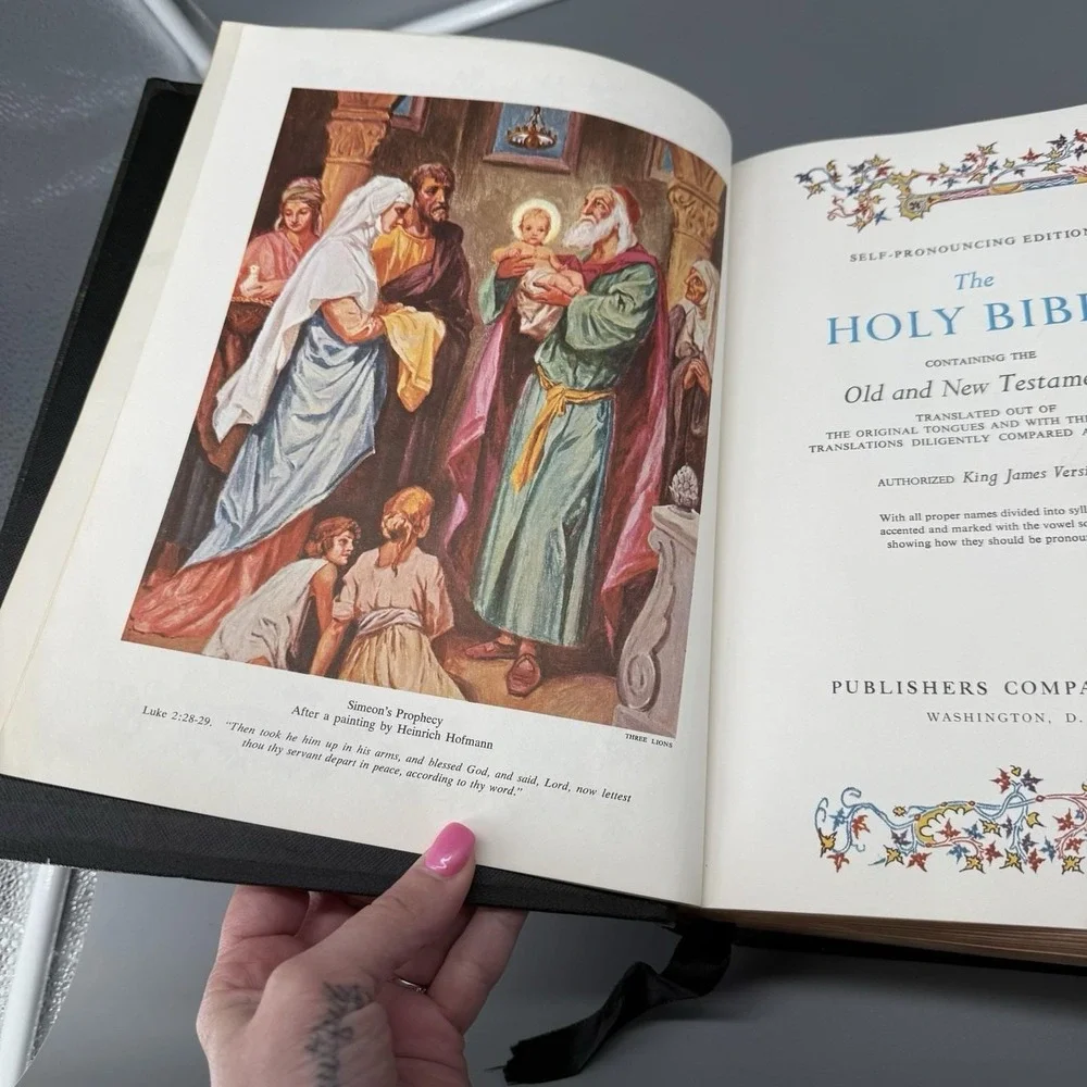 The Holy Bible Golden Rule Edition Vtg Family Bible Large Black Leather Cover‎